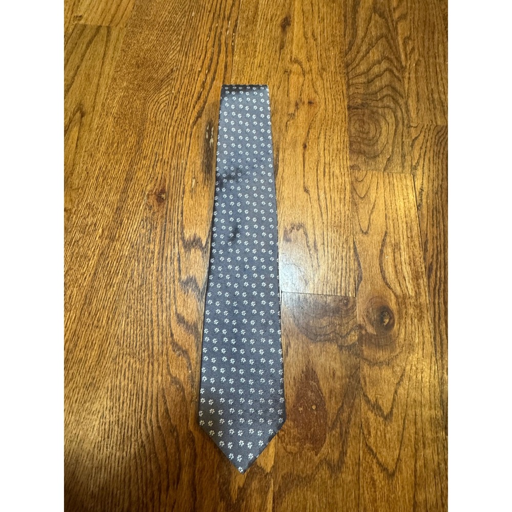Brooks Brothers Mens Silk Tie Grey Blue Floral Shamrock Made in USA 3.25 Inch
